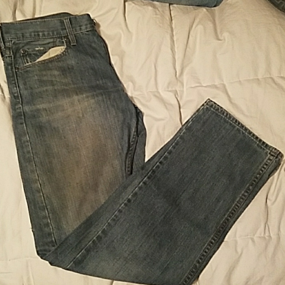 Straight cut jeans